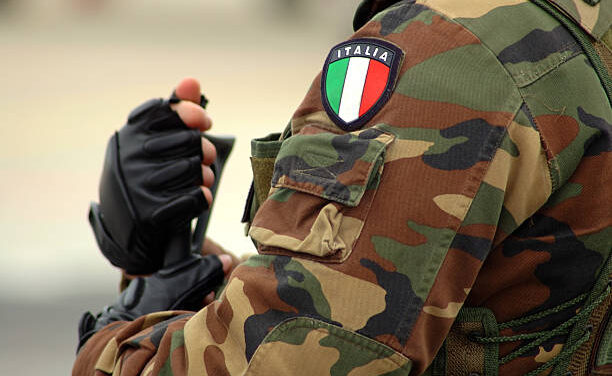 Ex primer ministro Italiano salpicado en venta de equipos militares a Colombia