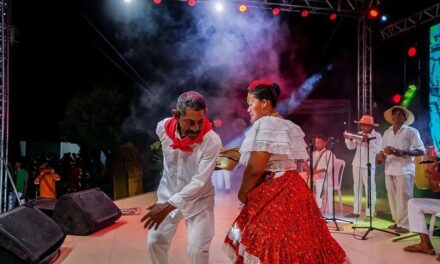 Entre danzas y cantos finaliza el II Festival Multicultural de la Tambora en Bolivar