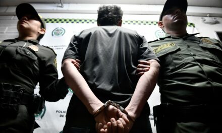 Policía logró la captura de 2 hombres con 4 armas de fuego en Medellín y Bello