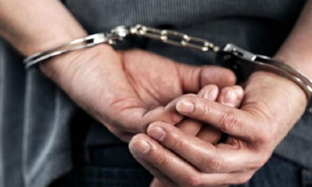 Israelí es deportado en Medellín: estaba con un menor en un hotel