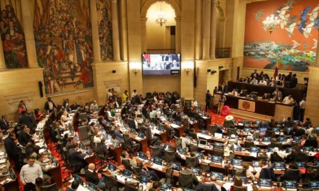 Presentan proyecto de reforma política para fortalecer la independencia del Consejo Nacional Electoral