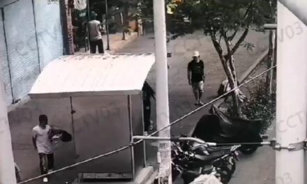 Capturan a dos hombres en el centro de Medellín por hurto de celulares mediante modalidad de cosquilleo