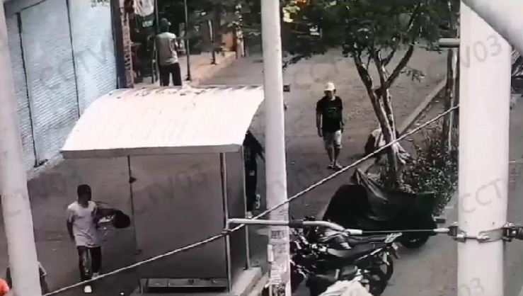 Capturan a dos hombres en el centro de Medellín por hurto de celulares mediante modalidad de cosquilleo
