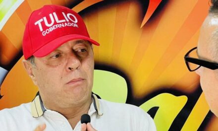 Tulio Gómez responde al CNE tras revocar su candidatura