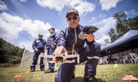 Bomberos Medellín fortalece respuesta a emergencias con drones
