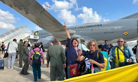Vuelo humanitario con 110 colombianos a bordo ya aterrizó en Lisboa