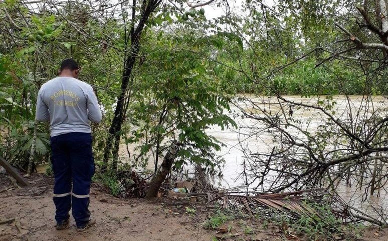 Menor arrastrada por creciente súbita en Turbo, Antioquia