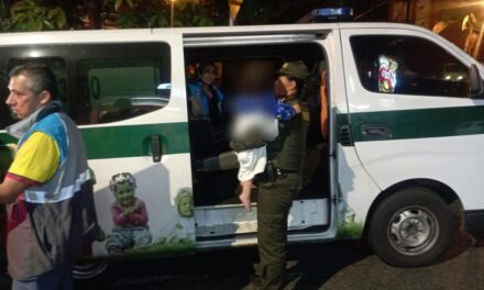 Rescatan niño retenido por una paciente psiquiátrica en Aranjuez, Medellín