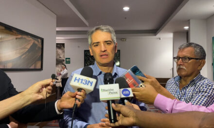 Andrés Julián Rendón tuvo reunión con diputados de Antioquia