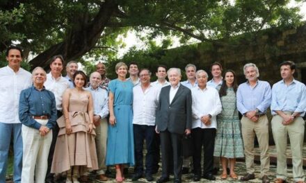 Presidente Petro se reunió con grandes empresarios del país