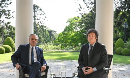 Inició empalme en Argentina entre Javier Milei y Alberto Fernández