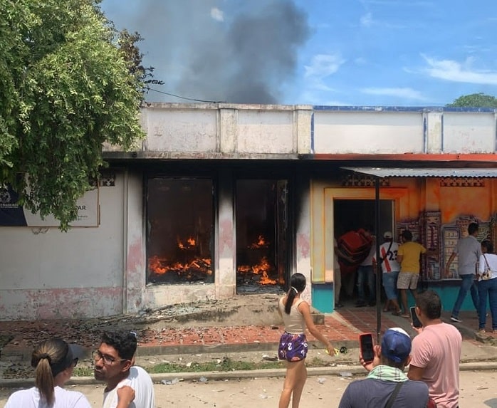 Fiscalia capturó a presuntos implicados en incendio de Gamarra