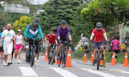 INDER anuncia cambios en la ciclovía por Alumbrados Navideños