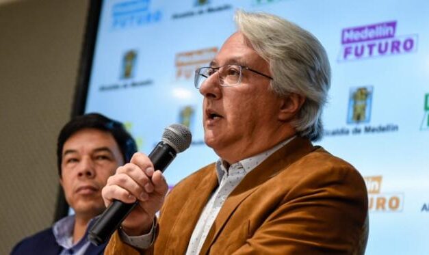 Tomás Elejalde se mantiene como gerente del Metro tras sesión de junta directiva y se aplazó la discusión para el próximo año
