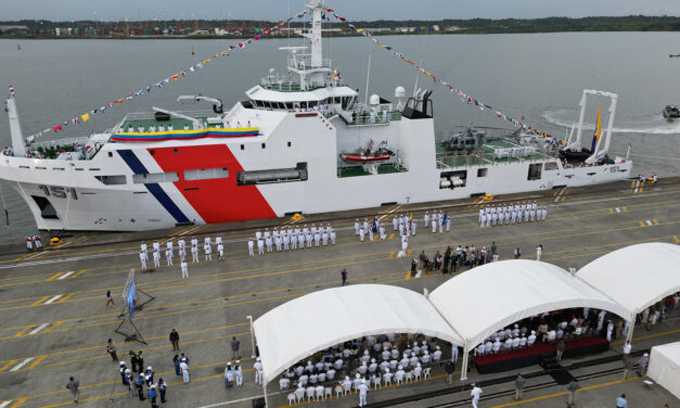 Buque científico ‘Simón Bolívar’ explorara en la Antártida