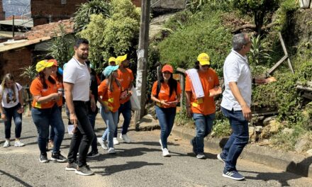 Búsqueda activa para procesos de matrícula estudiantil en Medellín