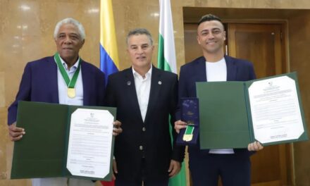 Francisco Maturana y Juan Guillermo Cuadrado, reconocidos con el Escudo de Antioquia