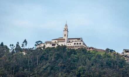 10 jóvenes, extraviados en el Cerro de Monserrate