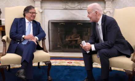 Gustavo Petro pide a Joe Biden intervenir para evitar más muertes en Gaza