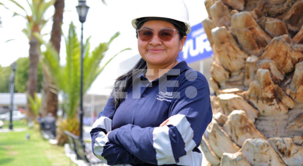 Las mujeres peruanas desafían los prejuicios laborales desde las alturas