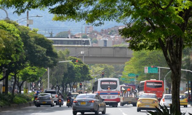 Aliste $350 pesos más para pagar los buses en Medellín a partir de 2024