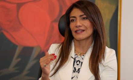 Foro Económico Mundial sitúa como líder en empoderar mujeres al mayor banco de Ecuador