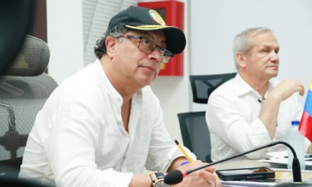 Equipo negociador del gobierno exigió al ELN respeto para Petro