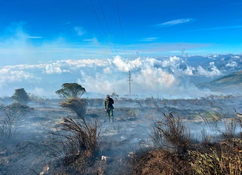 Se reactivó el incendio en el páramo de Berlín