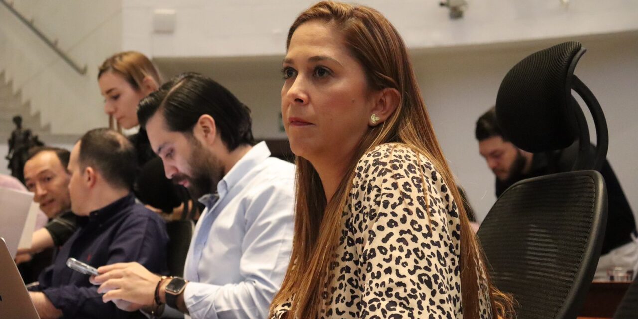 Concejo de Medellín aprueba 10 proposiciones de Paulina Suárez