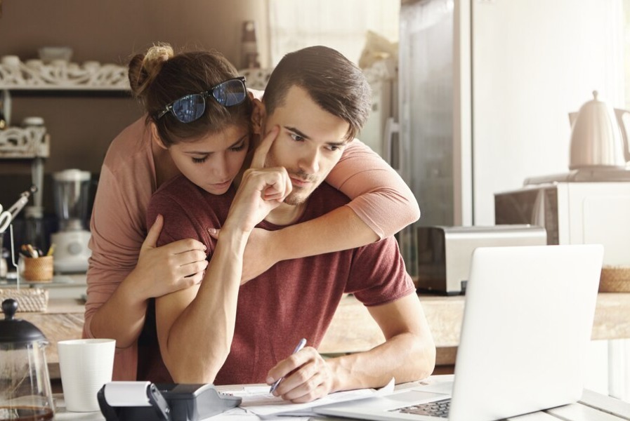 ¿Cómo gestionar las deudas inteligentes en pareja?