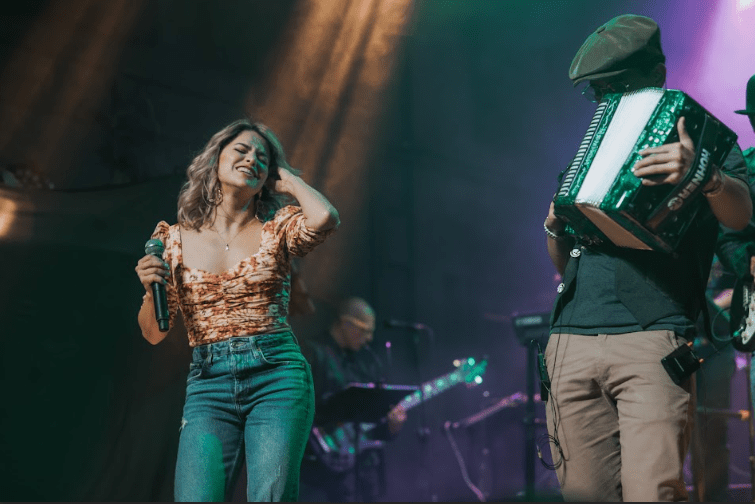 Gaira Música Local y el Cumbia House presenta a Adriana Lucía