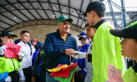 “Presidente Petro, lo invitamos a Antioquia”: Andrés Julián Rendón