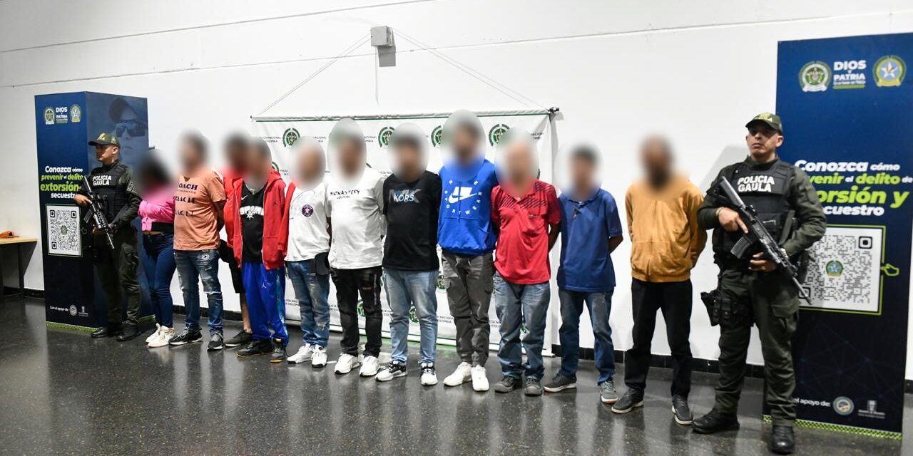 Doce capturados en allanamientos realizados en Medellín