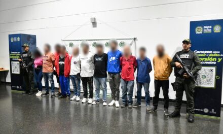 Doce capturados en allanamientos realizados en Medellín