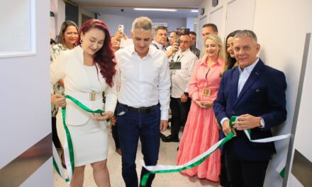 Andrés Julián, inauguró Unidad Materno Perinatal  en hospital de Bello