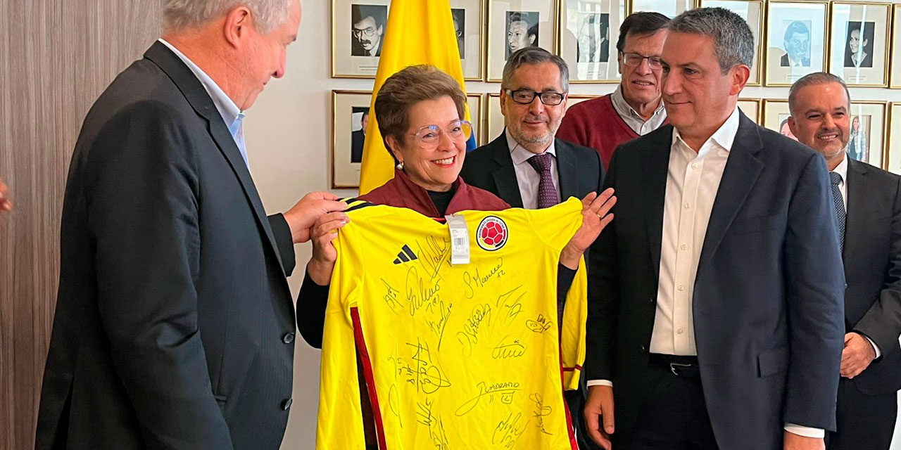 Histórico acuerdo para beneficio de 1500 futbolistas en Colombia
