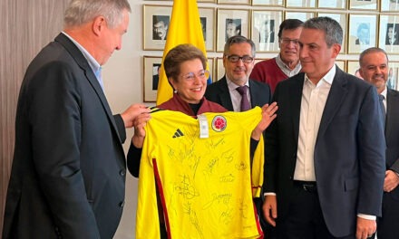 Histórico acuerdo para beneficio de 1500 futbolistas en Colombia