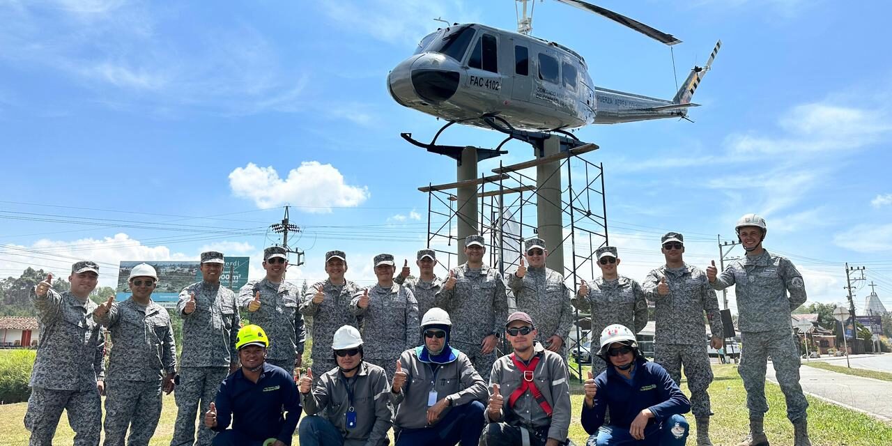 Finaliza la restauración del monumento del helicóptero de las Delicias