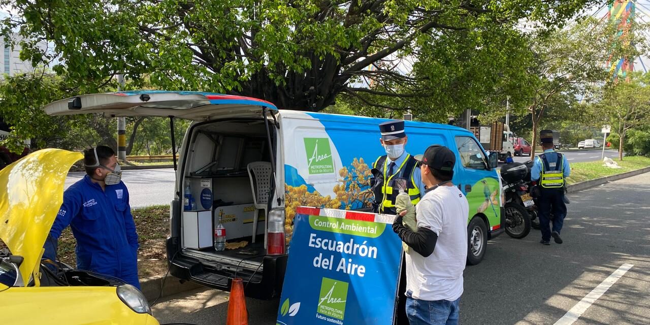 Área Metropolitana en operativos permanentes de control a fuentes móviles