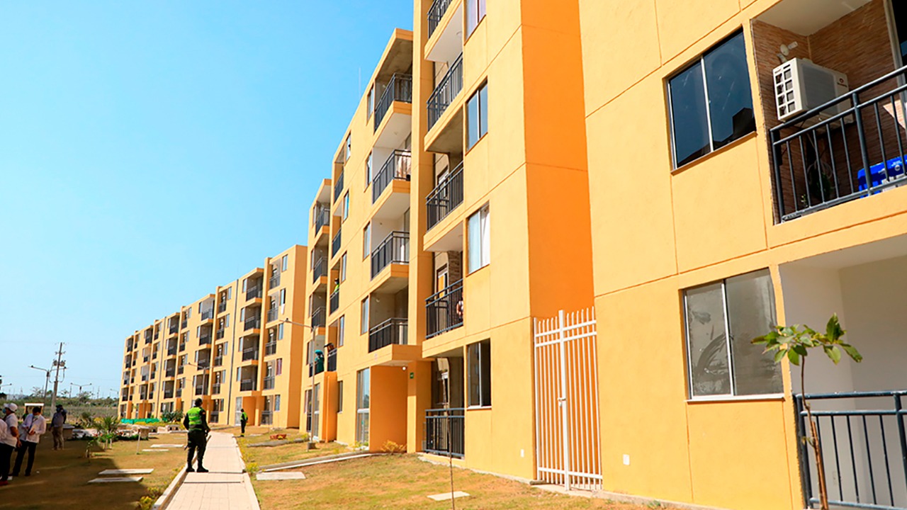 En un 3,6% creció la construcción de vivienda nueva en Colombia ...