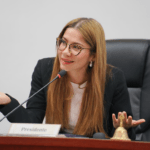 Cathy Juvinao cuestiona a Ministra Aurora Vergara