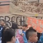 Estudiantes de la Comuna 13 marchan por falta de salones