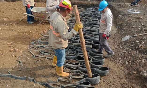 Nueva vía de Itagüí se está construyendo con neumáticos usados