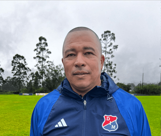 El exárbitro Adrián Vélez llega al DIM: este será su cargo