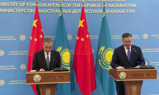 Kazajistán y China muestran unidad antes de la reunión de la OCS