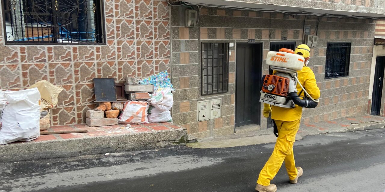 La Estrella lucha contra el dengue con 320 fumigaciones
