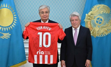 Atlético de Madrid busca crear academia de fútbol en Kazajistán
