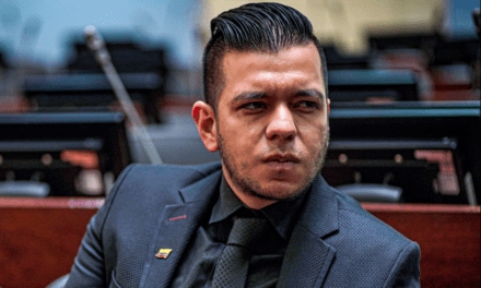 La metida de pata de JP el polémico congresista YouTuber