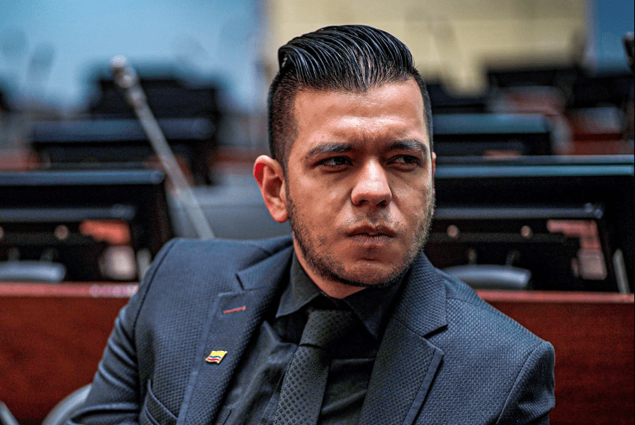 La metida de pata de JP el polémico congresista YouTuber