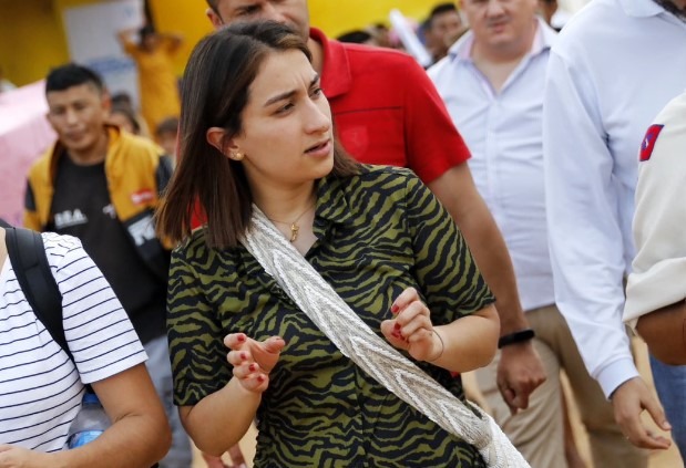 Le dio un ‘patatús’: ¿Qué le pasó a Laura Sarabia?